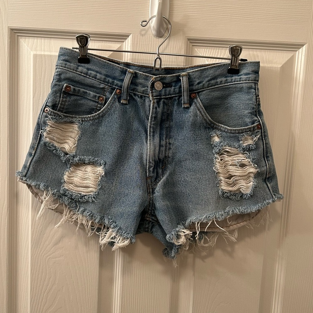 Levi's 550 Distressed Jeans Shorts